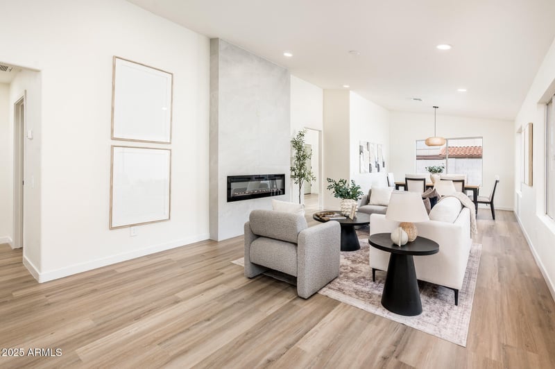 1038 Alvaro St, Mesa, AZ 85205