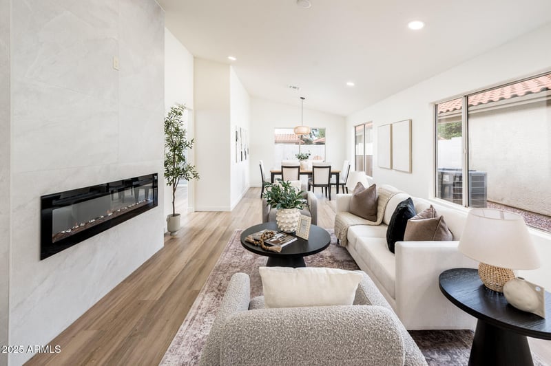 1038 Alvaro St, Mesa, AZ 85205