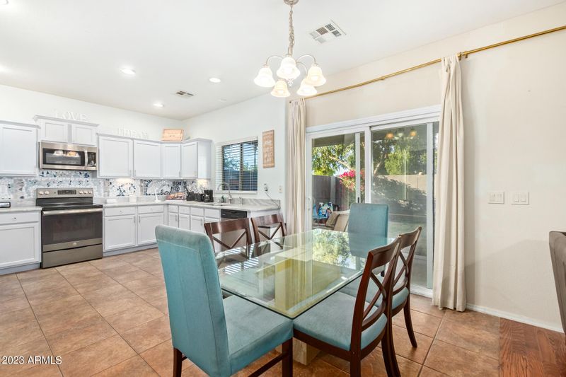 1038 E Iris Dr, Chandler, AZ 85286