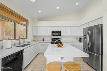 1038 Palomino Creek Dr, Gilbert, AZ 85296