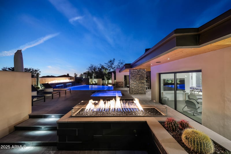 10381 Loving Tree Ln, Scottsdale, AZ 85262
