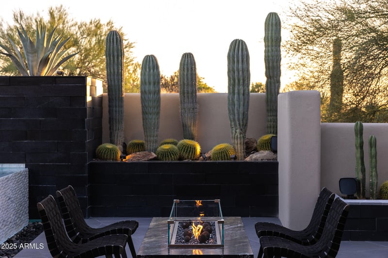 10381 Loving Tree Ln, Scottsdale, AZ 85262