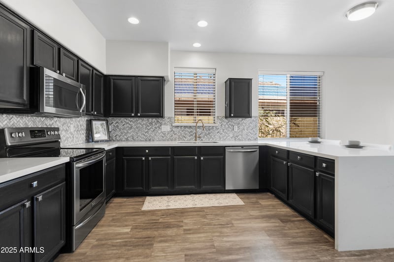 10385 181st Ave, Goodyear, AZ 85338