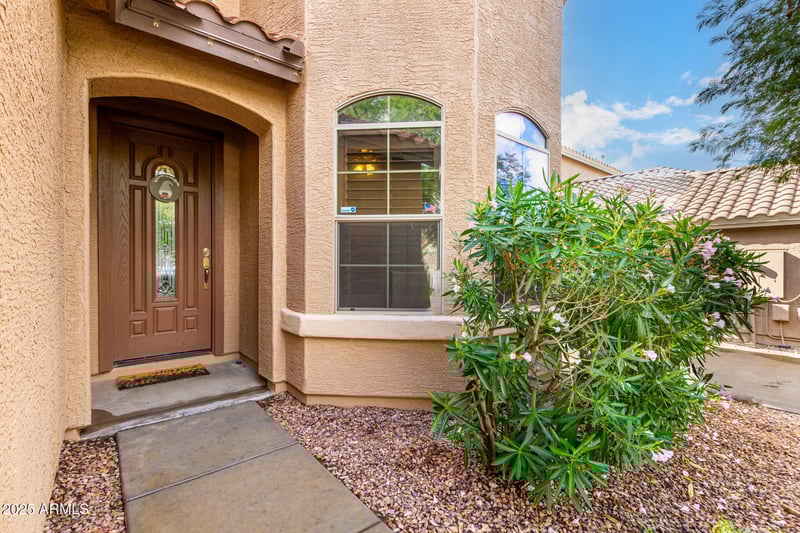 10385 Robin Ln, Peoria, AZ 85383
