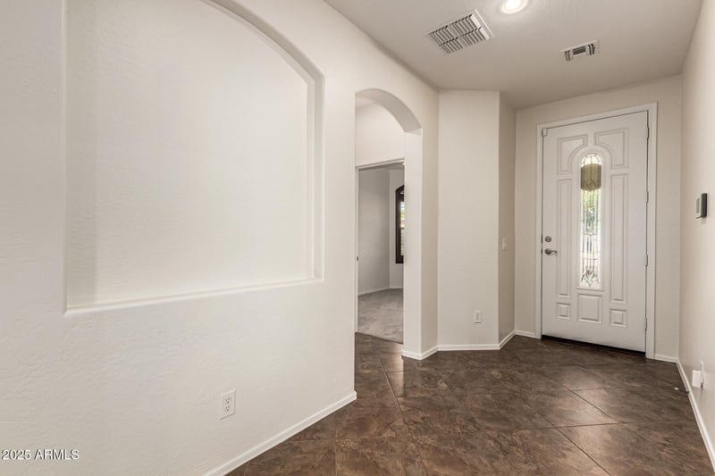 10385 Robin Ln, Peoria, AZ 85383