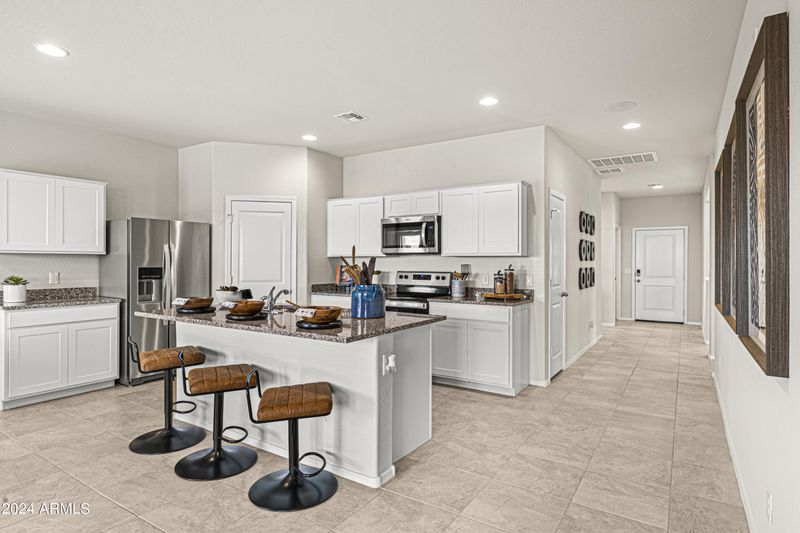 10389 S Weiser Dr, Apache Junction, AZ 85120