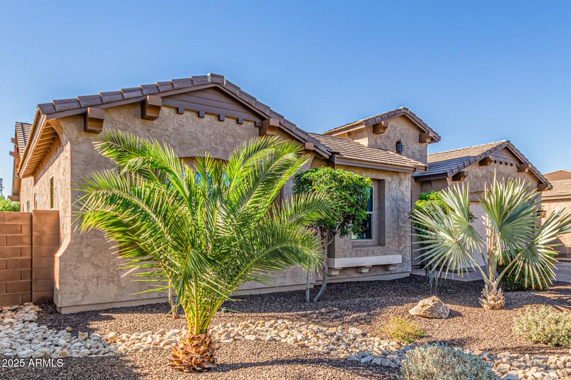 1039 Clifton Ave, Gilbert, AZ 85295