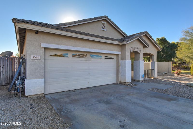1039 E March St, San Tan Valley, AZ 85140