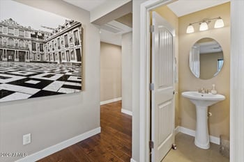 1039 Montebello Ave, Phoenix, AZ 85014