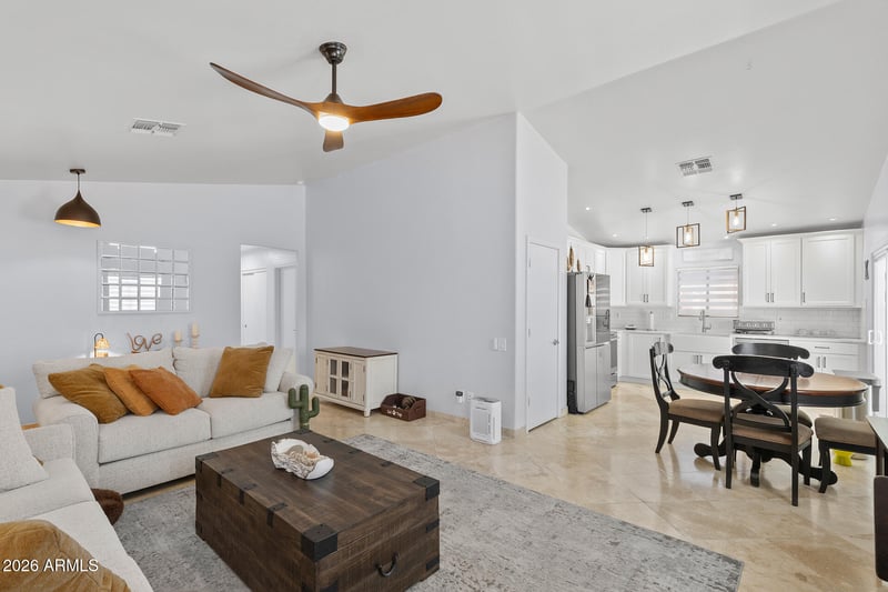 1039 W 6th Ave, Apache Junction, AZ 85120
