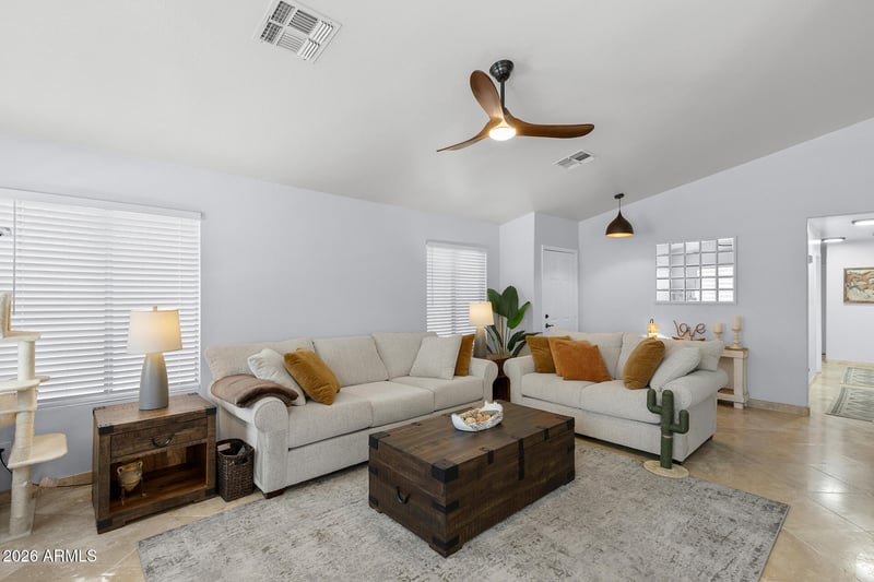 1039 W 6th Ave, Apache Junction, AZ 85120