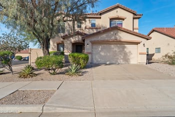 104 Milada Dr, Phoenix, AZ 85042