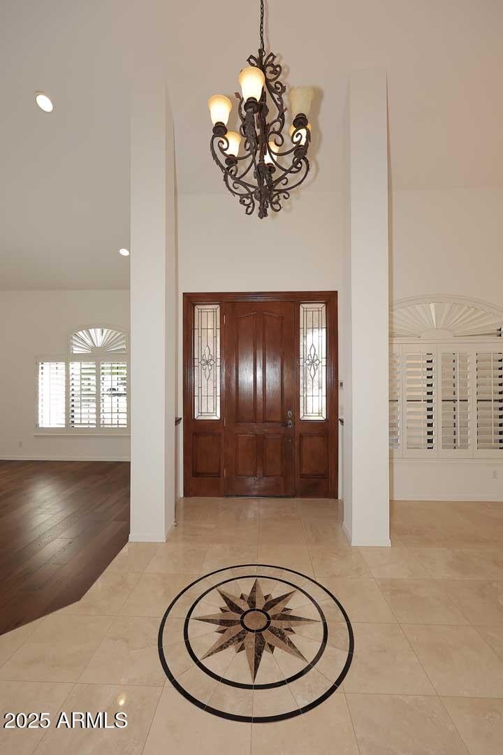104 Palomino Dr, Tempe, AZ 85284