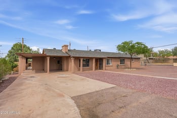 104 Piedmont Rd, Phoenix, AZ 85041