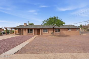 104 Piedmont Rd, Phoenix, AZ 85041