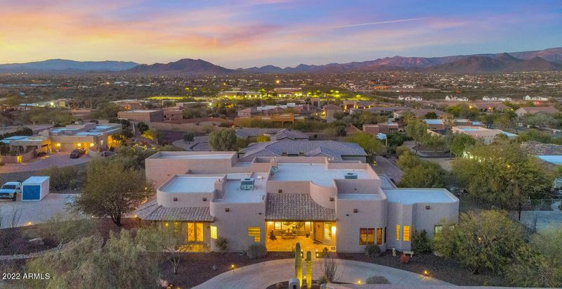 104 W Night Glow Dr, Phoenix, AZ 85085
