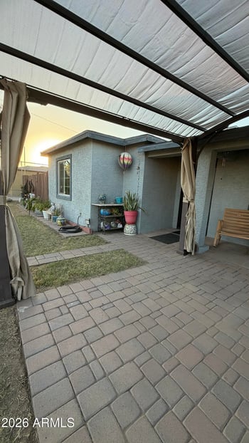 104 Pueblo Ave, Phoenix, AZ 85041
