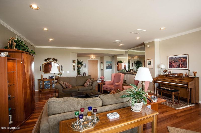 1040 E Osborn Rd #1101, Phoenix, AZ 85014