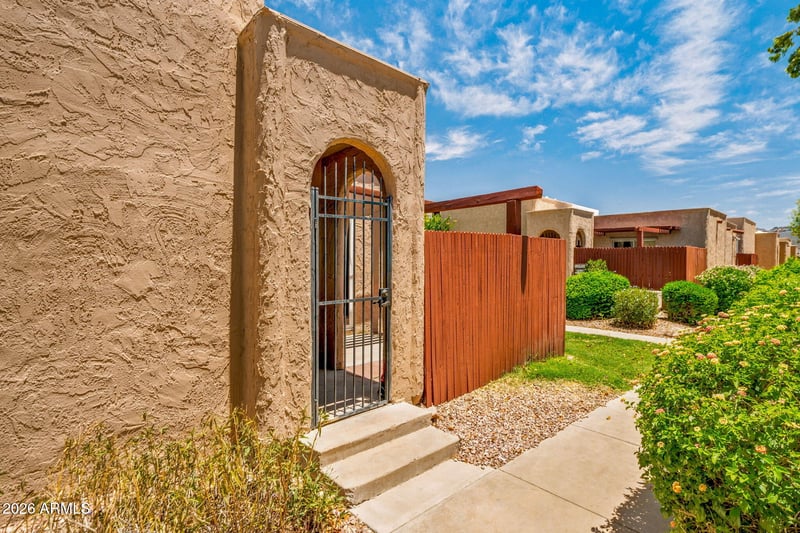 1040 E Pueblo Rd, Phoenix, AZ 85020