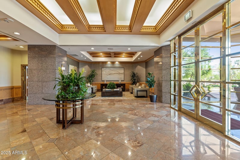 1040 Osborn Rd #1602, Phoenix, AZ 85014