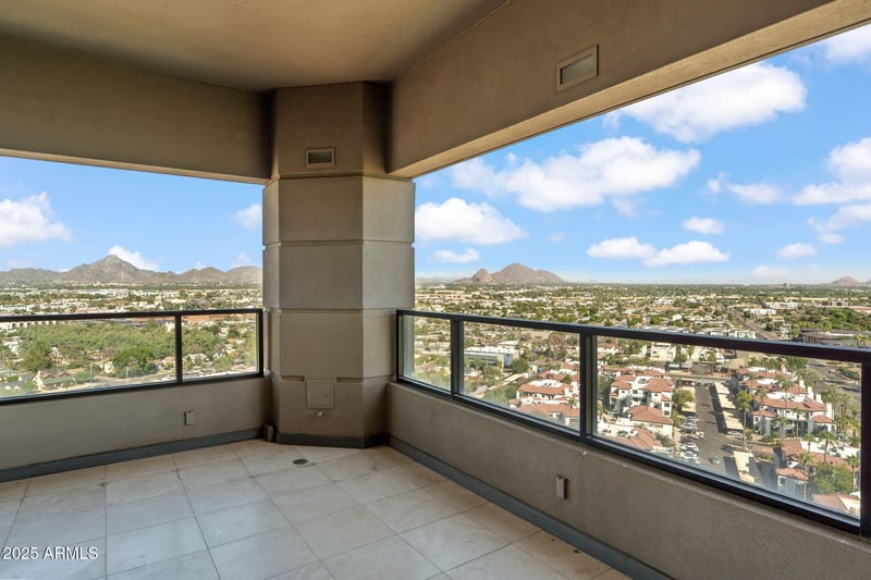 1040 Osborn Rd #1602, Phoenix, AZ 85014