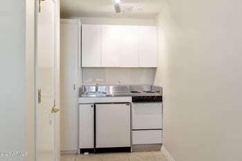 1040 Osborn Rd #601, Phoenix, AZ 85014