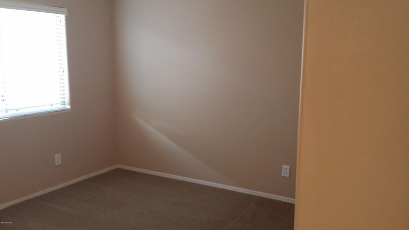 1040 S 220th Ln, Buckeye, AZ 85326