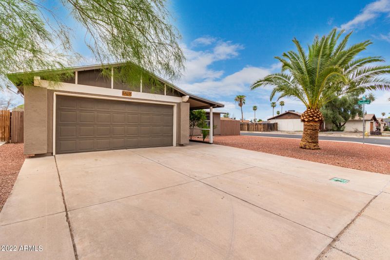 1040 S Vineyard Ave, Mesa, AZ 85210