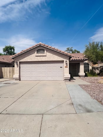 1040 Seagull Dr, Chandler, AZ 85286