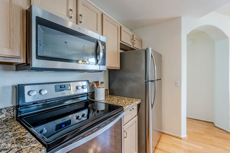 10401 52nd St #205, Paradise Valley, AZ 85253