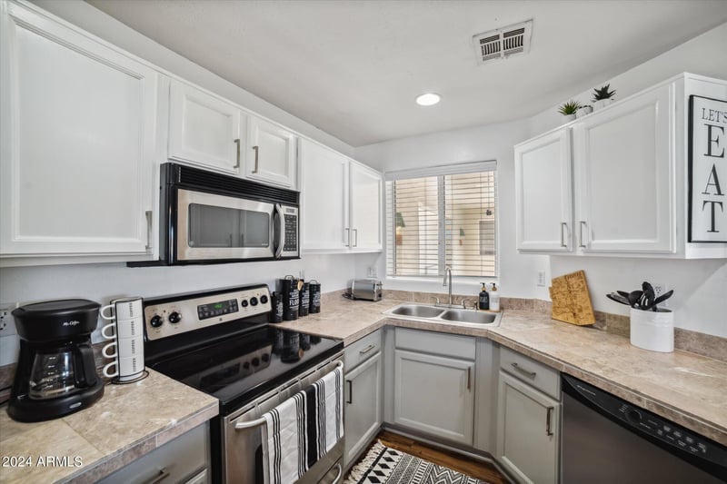 10401 52nd St #210, Paradise Valley, AZ 85253