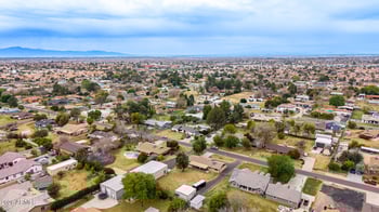 10401 Avalon Dr, Avondale, AZ 85392