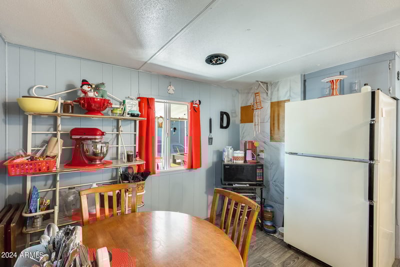 10401 Cave Creek Rd #11, Phoenix, AZ 85020