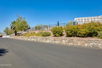 10401 Cave Creek Rd #11, Phoenix, AZ 85020
