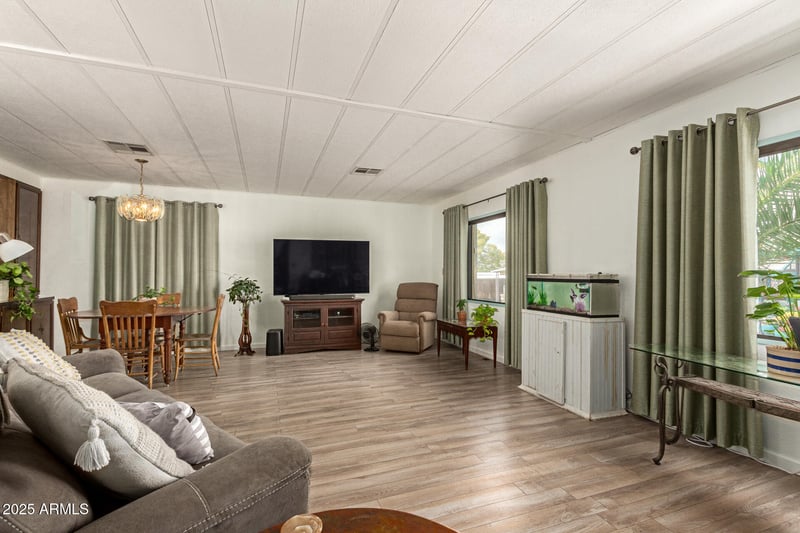 10401 Cave Creek Rd #219, Phoenix, AZ 85020