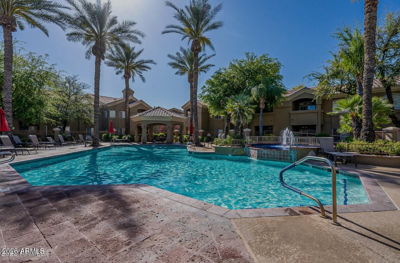 10401 52nd St #124, Paradise Valley, AZ 85253