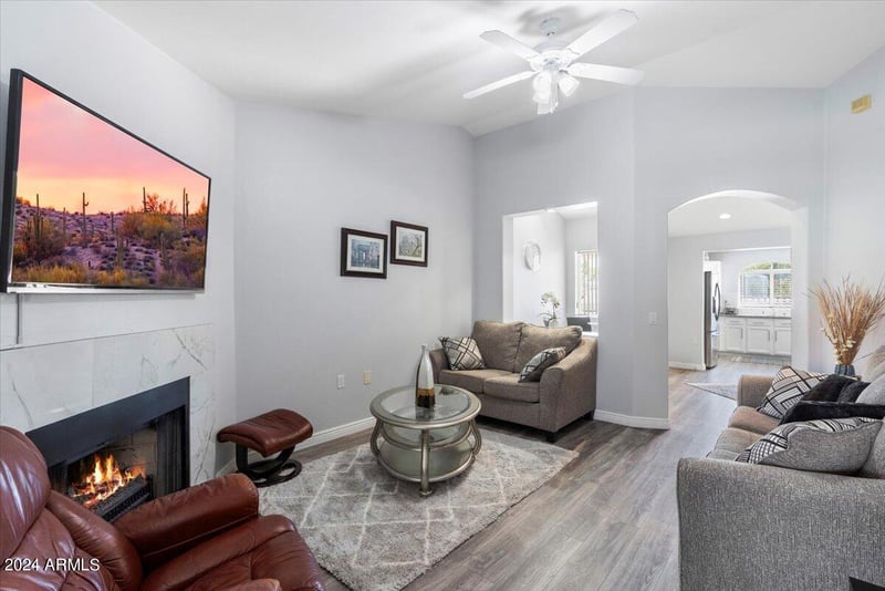 10401 N 52nd St #227, Paradise Valley, AZ 85253