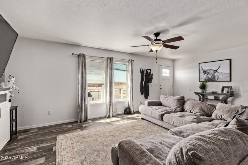 10402 Joseph Ln, San Tan Valley, AZ 85143