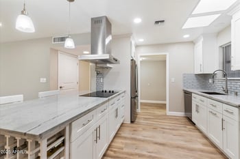 10404 Tropicana Cir, Sun City, AZ 85351