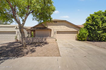 10405 N 65th Dr, Glendale, AZ 85302