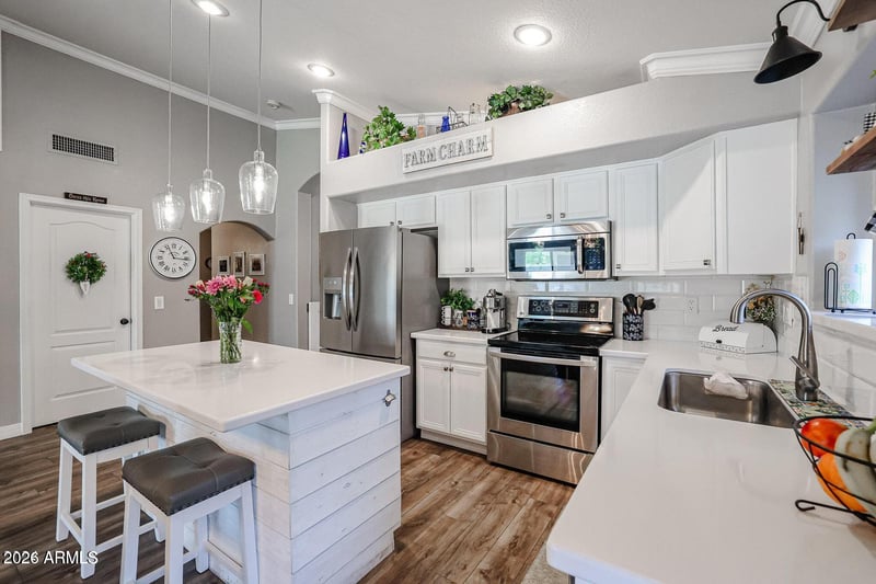 10405 W Patrick Ln, Peoria, AZ 85383