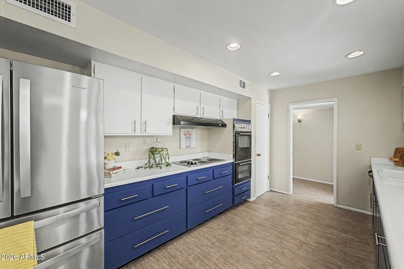 10405 W Saratoga Cir W, Sun City, AZ 85351
