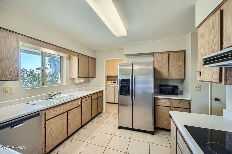 10407 Desert Forest Cir, Sun City, AZ 85351