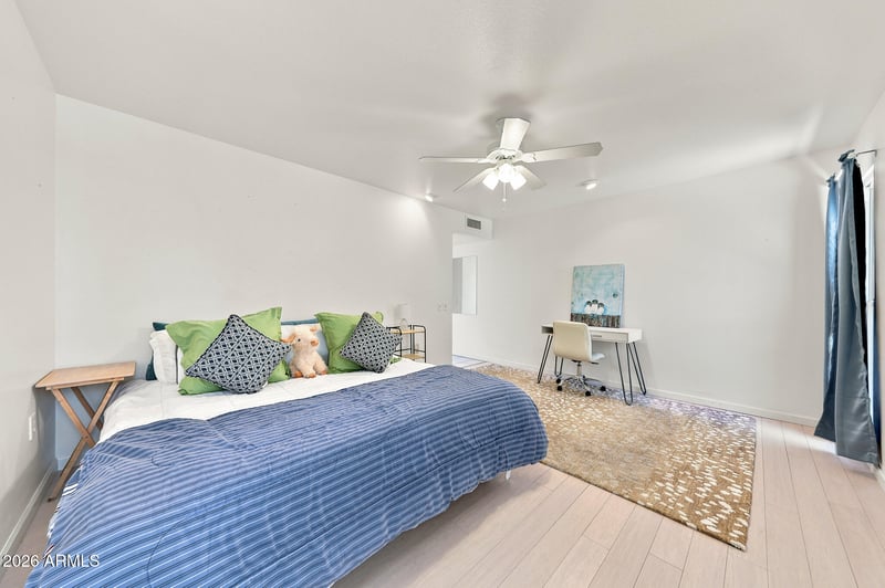 10408 W Oak Ridge Dr, Sun City, AZ 85351