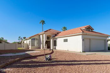 10409 Silvertree Dr, Sun Lakes, AZ 85248