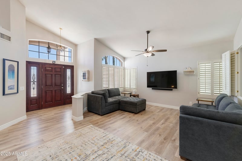 10409 Silvertree Dr, Sun Lakes, AZ 85248