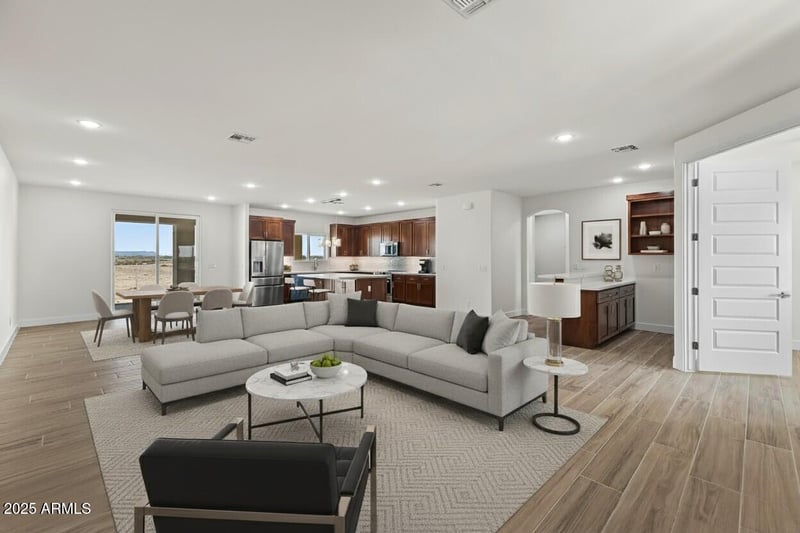 1041 371st Ln, Tonopah, AZ 85354