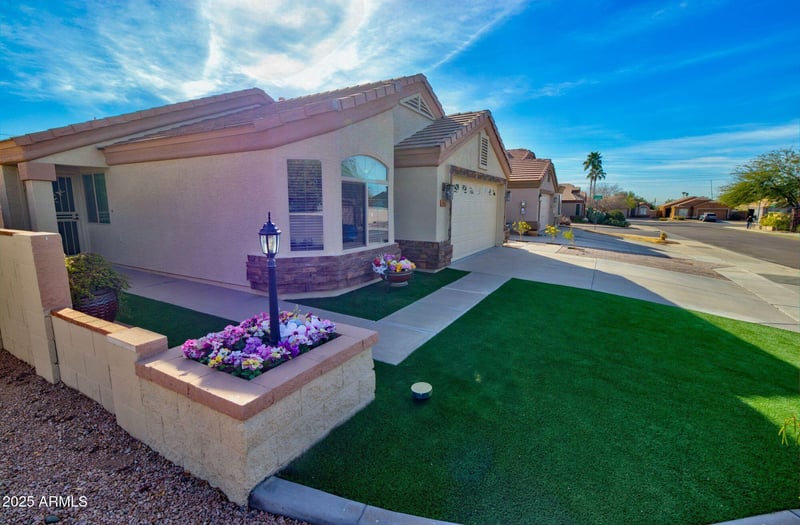 1041 91st Pl, Mesa, AZ 85207