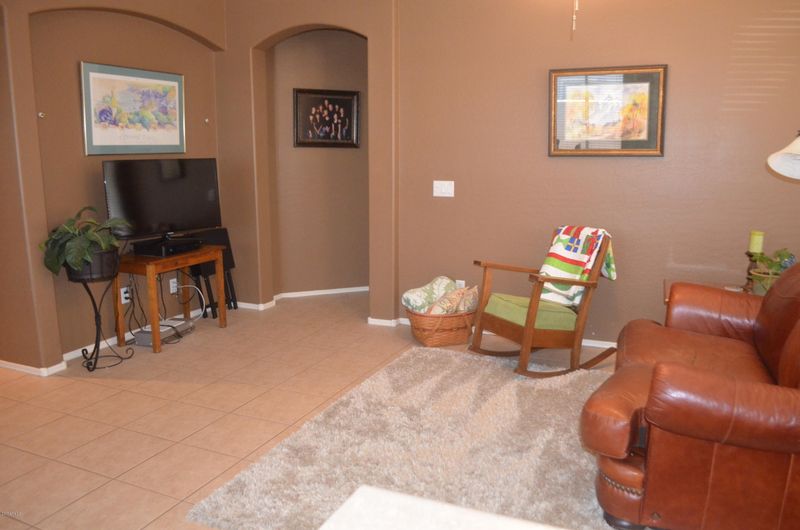 1041 E Julian Dr, Gilbert, AZ 85295