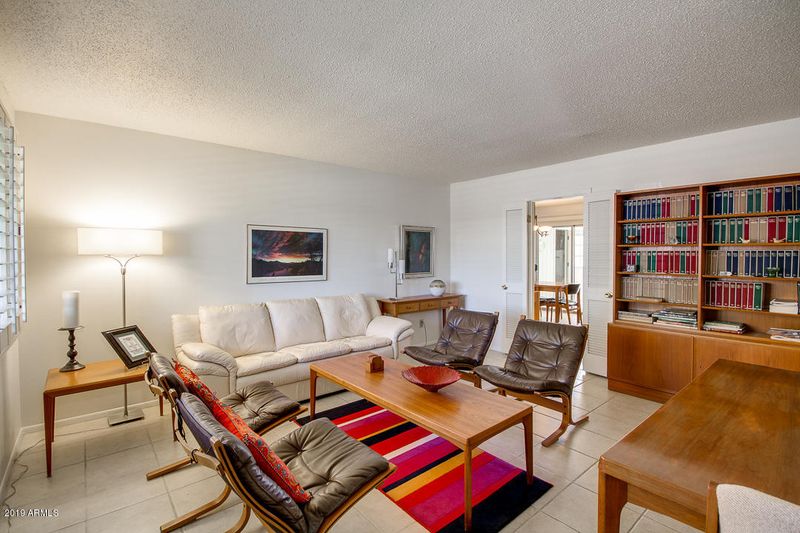 1041 E Wesleyan Dr, Tempe, AZ 85282